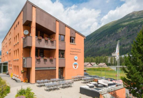 Pontresina Youth Hostel